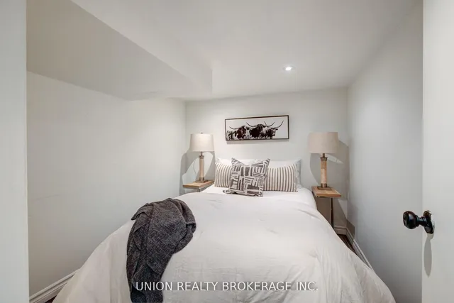 Additional image 22 of 1666 Gerrard St