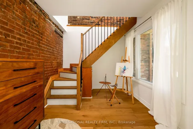 Additional image 15 of 319 Markham St