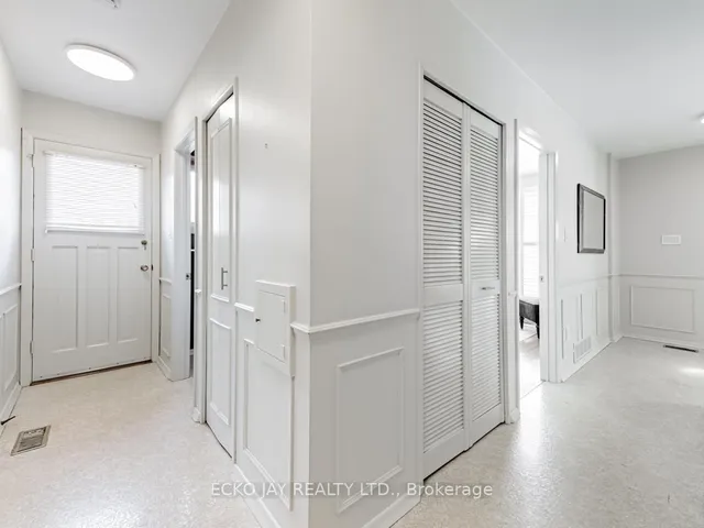 Additional image 18 of 14 Parfield Dr