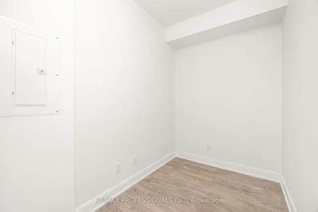 Additional image 4 of 70 Annie Craig Dr Unit 1106