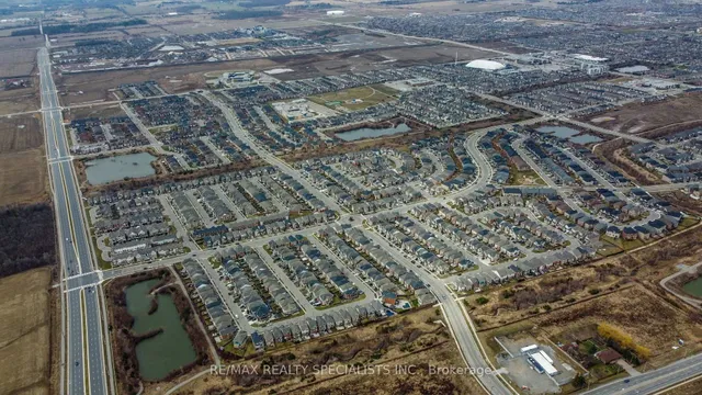 Additional image 31 of 458 Etheridge Ave