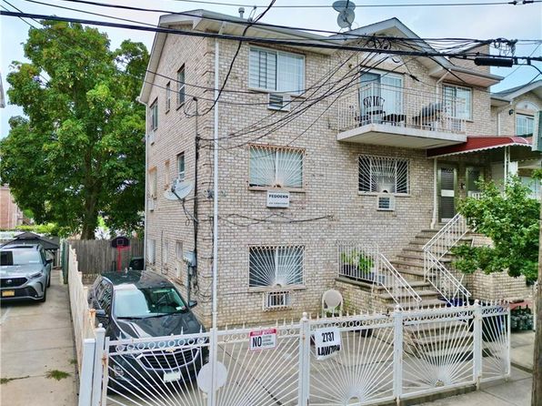 2737 Lawton Ave, Bronx, NY 10465