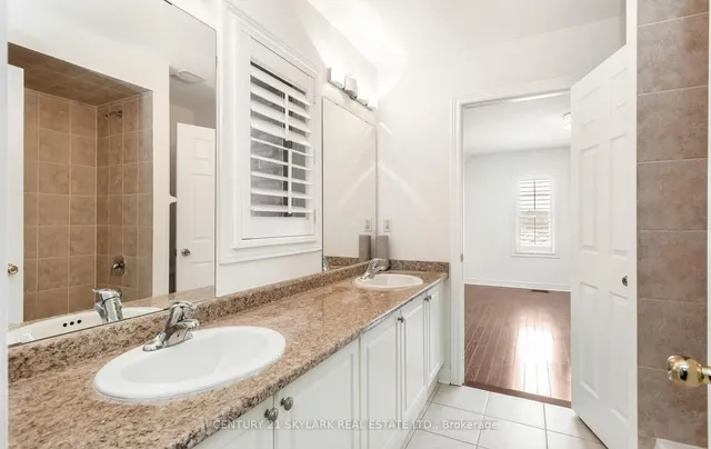 Additional image 34 of 94 Bayhampton Dr