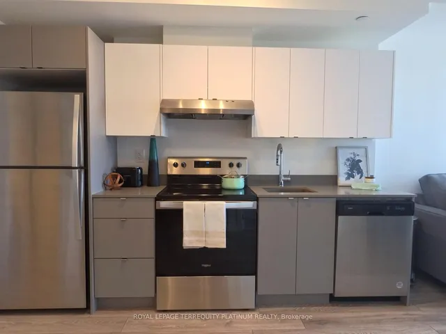 Additional image 6 of 3210 Dakota Common Unit A807