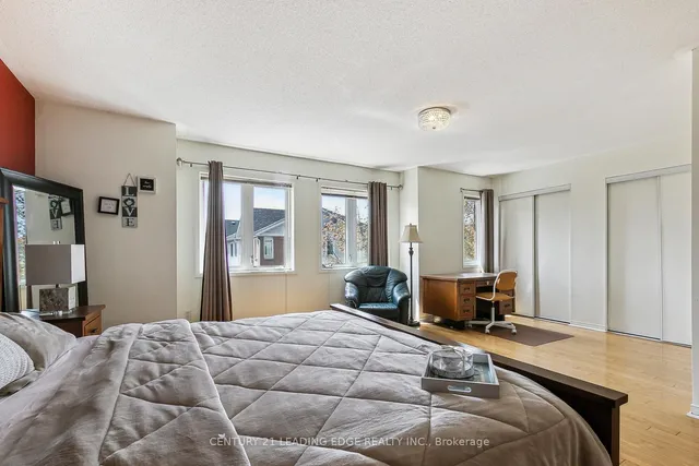 Additional image 17 of 83 Mondeo Dr Unit 201