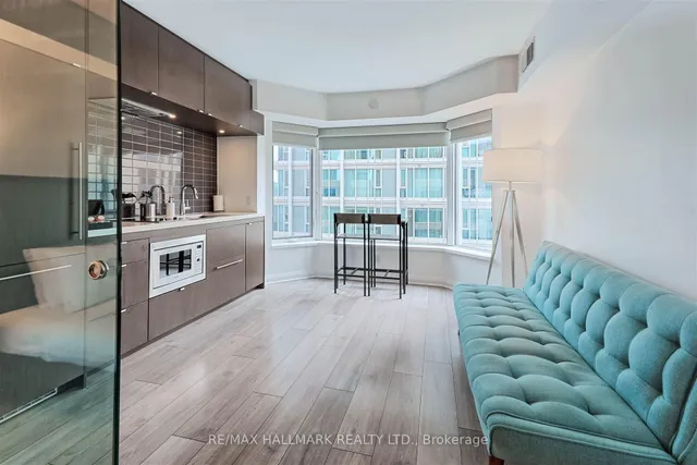 Additional image 9 of 155 Yorkville Ave Unit 1412