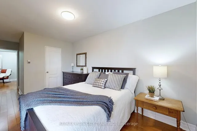 Additional image 21 of 35 Ormskirk Ave Unit 215