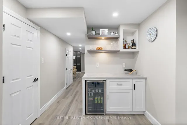 Additional image 38 of 48 Whitmer St