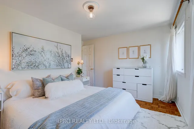 Additional image 22 of 239 Bicknell Ave