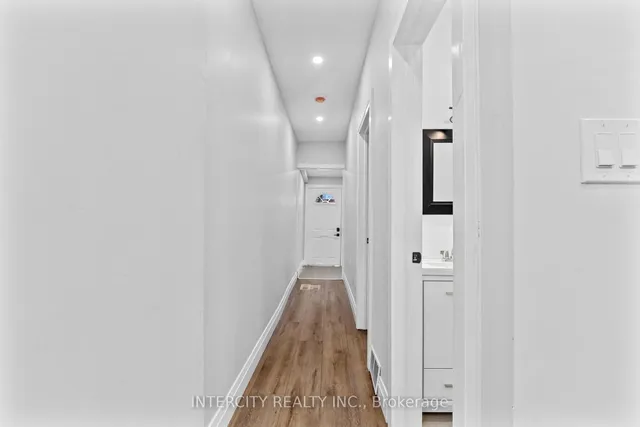 Additional image 8 of 68 Greendale Ave