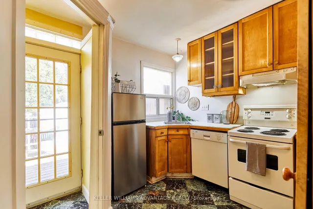 Additional image 11 of 808 Sammon Ave