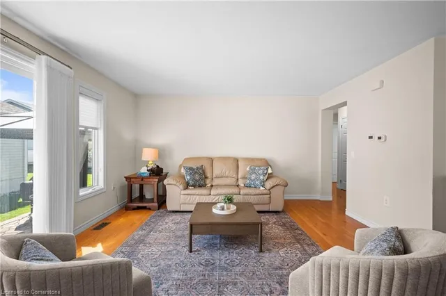 Additional image 17 of 193 Glenariff Dr