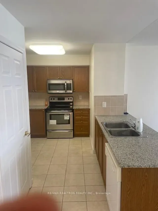 Additional image 10 of 5940 Yonge St Unit 510