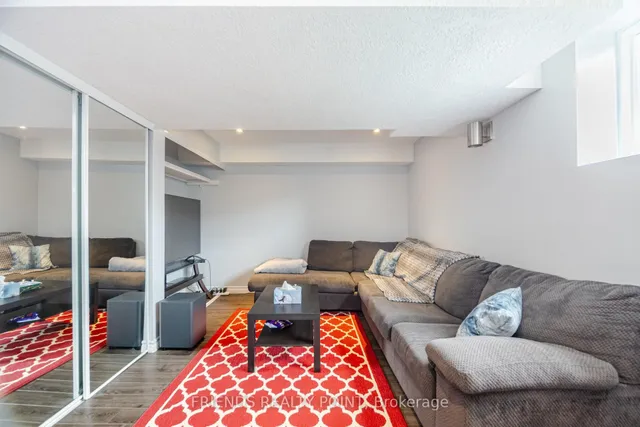 Additional image 39 of 37 Charleswood Cres