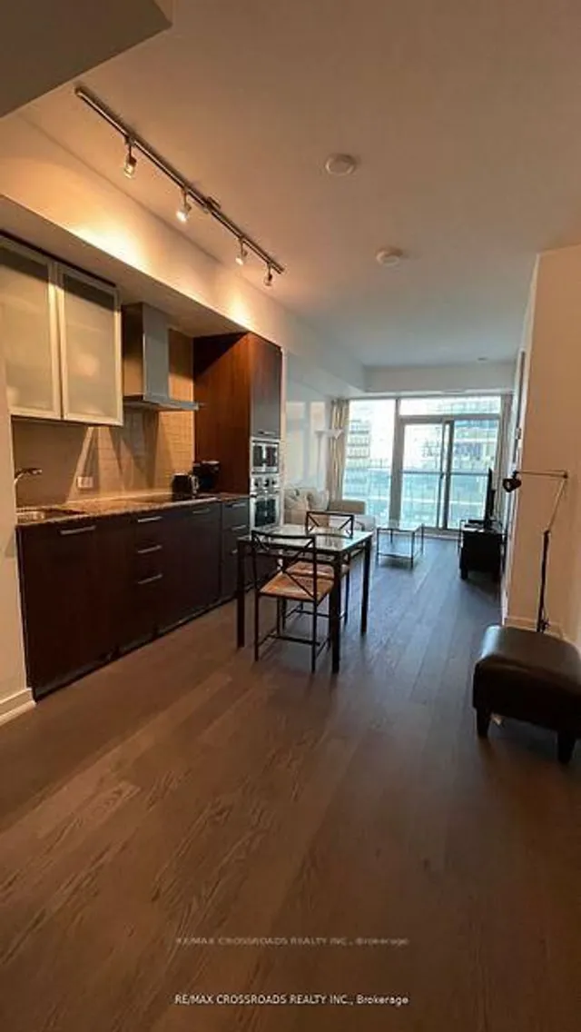 Additional image 6 of 12 York St Unit 2709