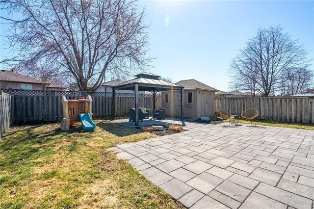 Additional image 21 of 31 Loneoak Cres