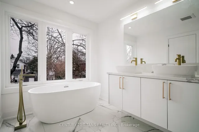 Additional image 22 of 83 Kalmar Ave