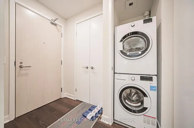 Additional image 10 of 115 Blue Jays Way Unit 2702