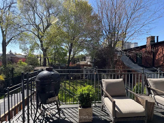 Additional image 25 of 249 Sheldrake Blvd