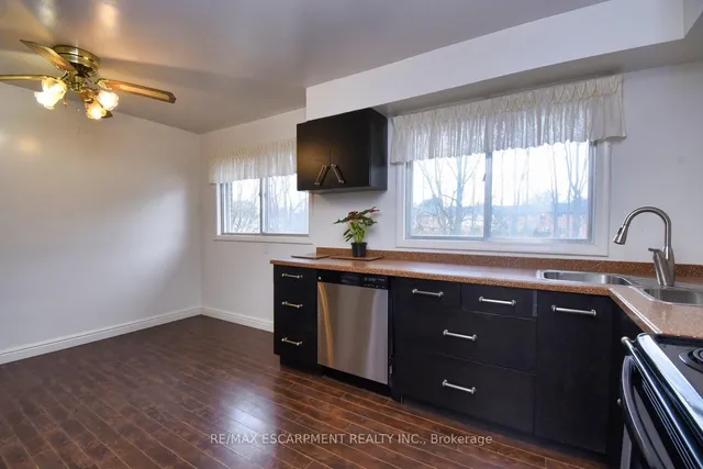 Additional image 14 of 914 Francis Rd