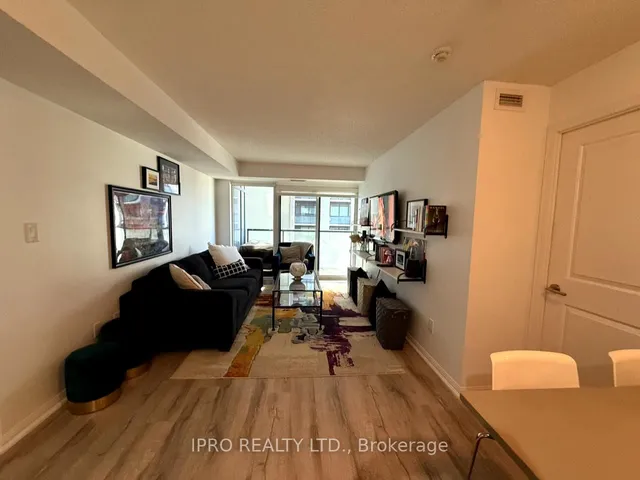 Additional image 12 of 400 Adelaide St Unit 801