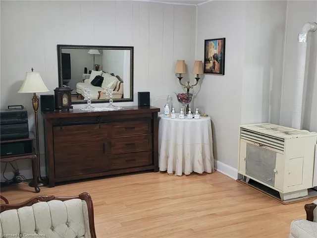 Additional image 21 of 2 Craigroyston Rd