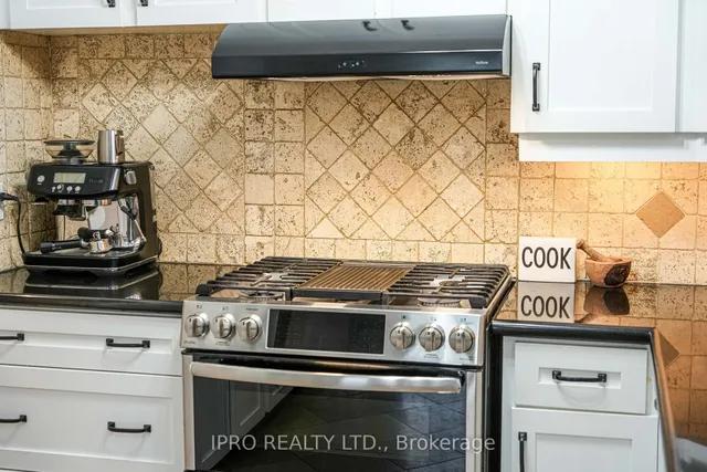 Additional image 7 of 92 Delma Dr