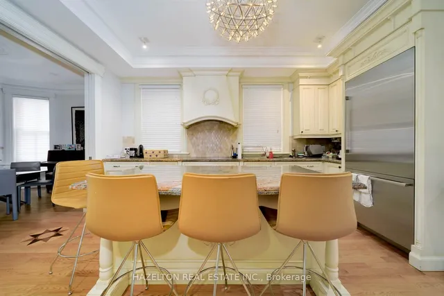 Additional image 10 of 44 Hazelton Ave