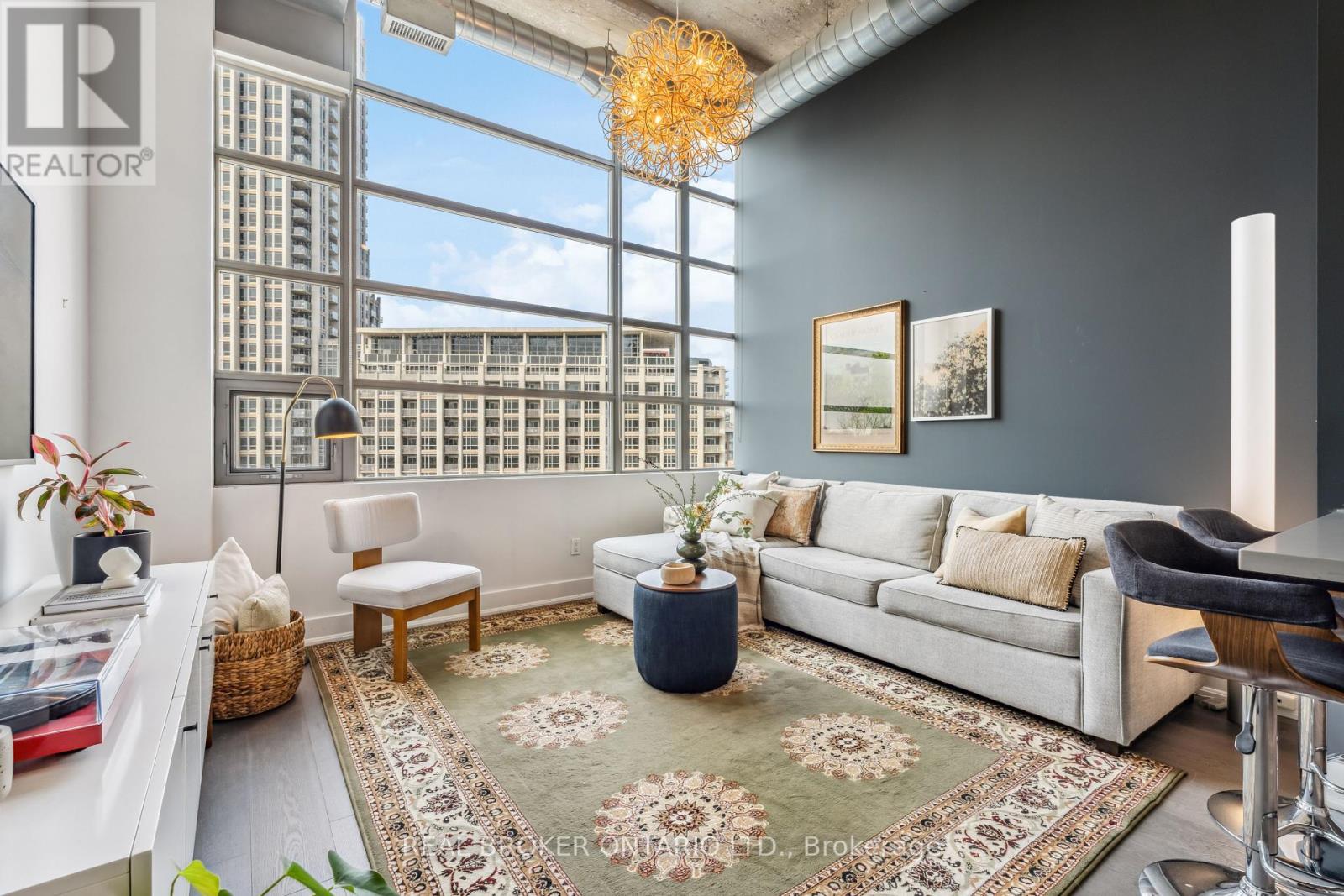 412 - 637 LAKE SHORE BOULEVARD W|Toronto (Niagara), Ontario M5V3J6