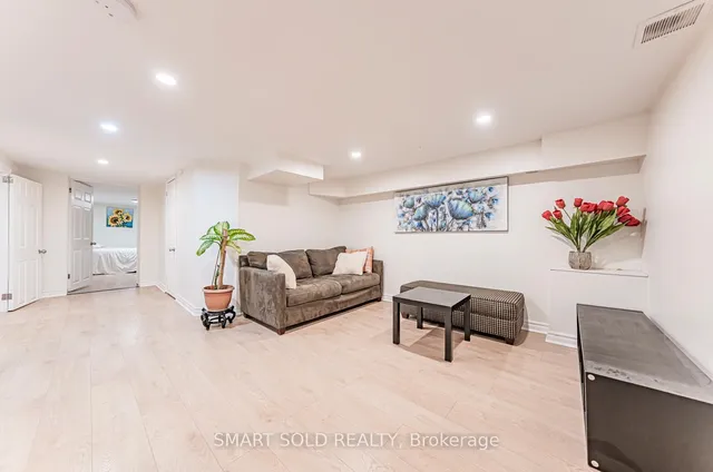 Additional image 39 of 18 Cadillac Ave