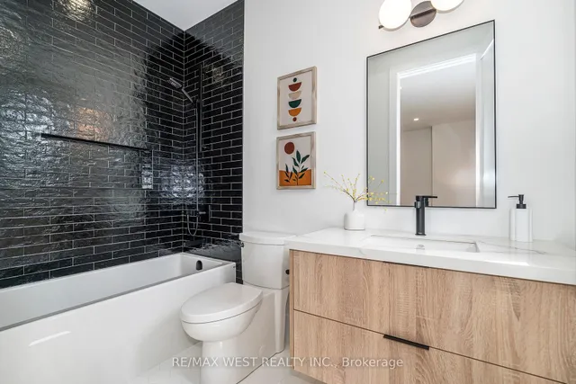Additional image 33 of 29 Bromley Cres