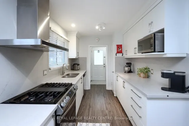 Additional image 11 of 1150 Saturnia Cres