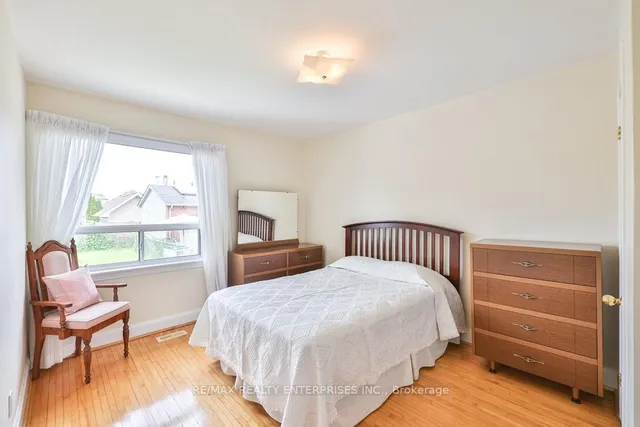 Additional image 13 of 68 Algoma St