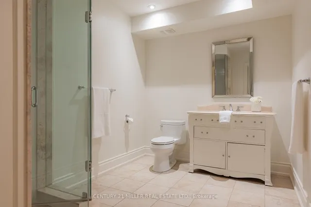 Additional image 38 of 254 Albion Ave