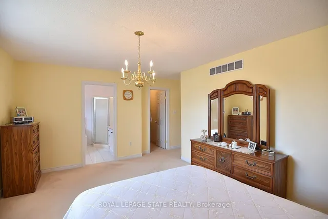 Additional image 22 of 13 Chianti Cres