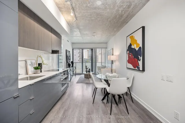 Additional image 2 of 161 Roehampton Ave Unit 304