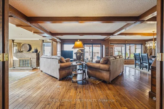 Additional image 15 of 7 Lakegate Dr