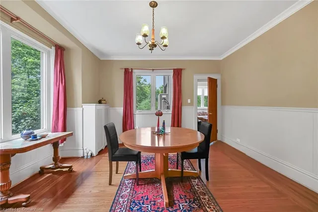 Additional image 9 of 40 Undermount Ave