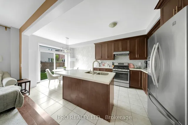 Additional image 13 of 12 Goodsway Tr