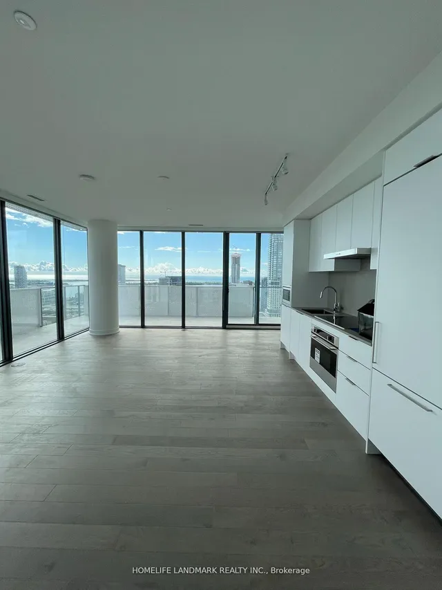 Additional image 4 of 20 Lombard St Unit 3703