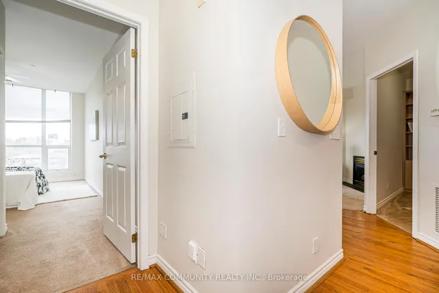 Additional image 9 of 980 Yonge St Unit 1007