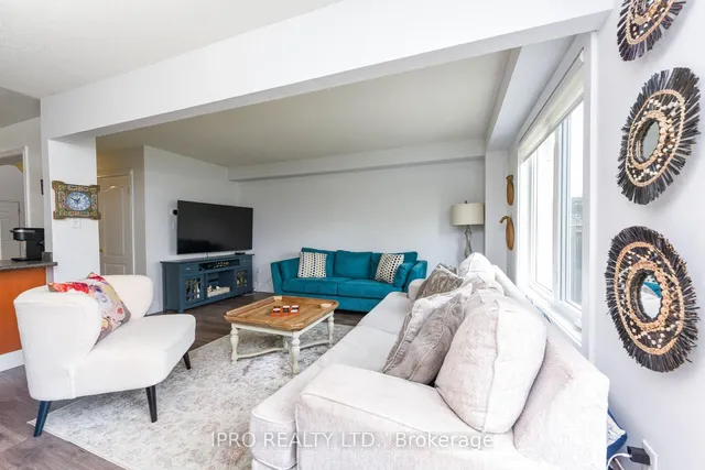 Additional image 12 of 4055 Forest Run Ave Unit 17