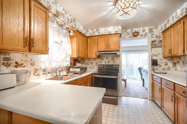 Additional image 16 of 4302 Bacchus Cres