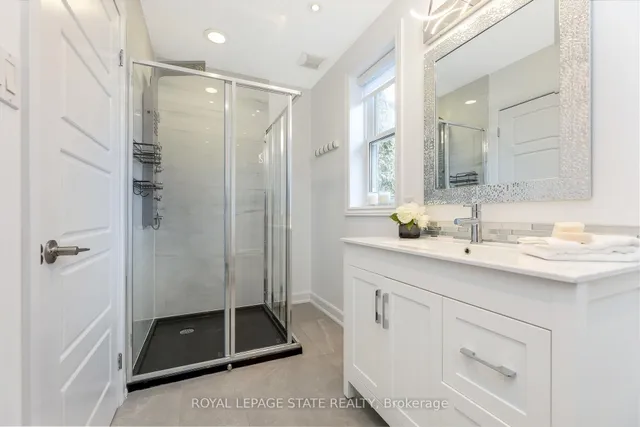 Additional image 25 of 366 Aberdeen Ave