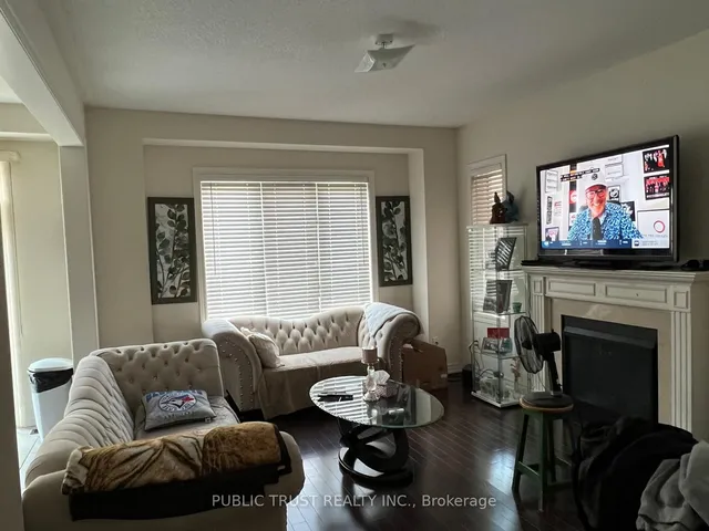 Additional image 22 of 24 Masken Circ