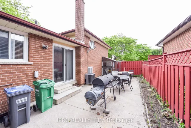 Additional image 48 of 43 Marchbank Cres