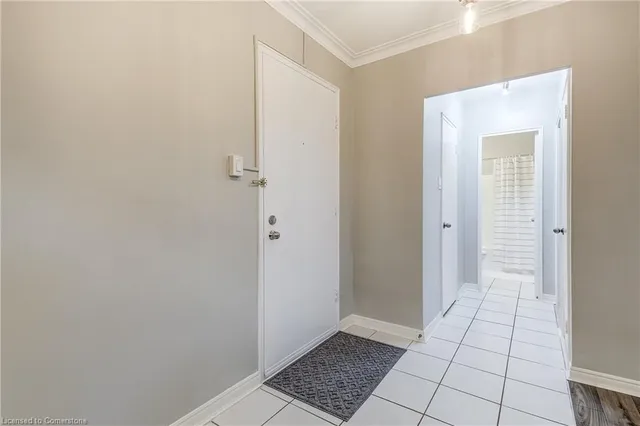 Additional image 4 of 2052 Courtland Dr Unit 104