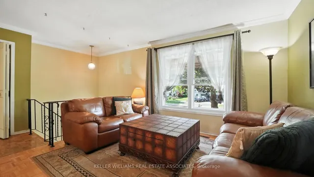 Additional image 2 of 390 Daralea Hts