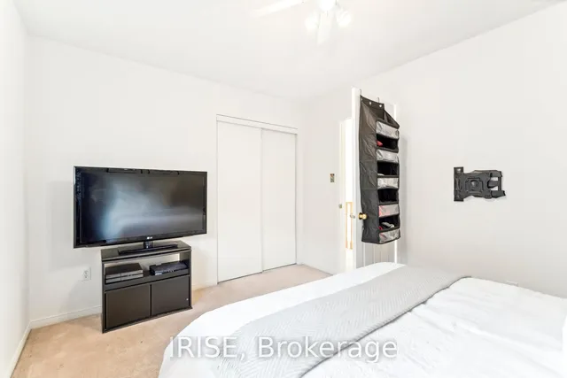 Additional image 28 of 40 Baccarat Cres