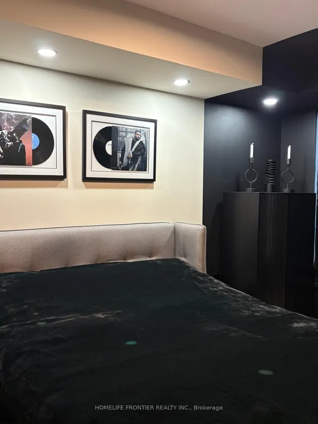 Additional image 16 of 388 Bloor St Unit 1107